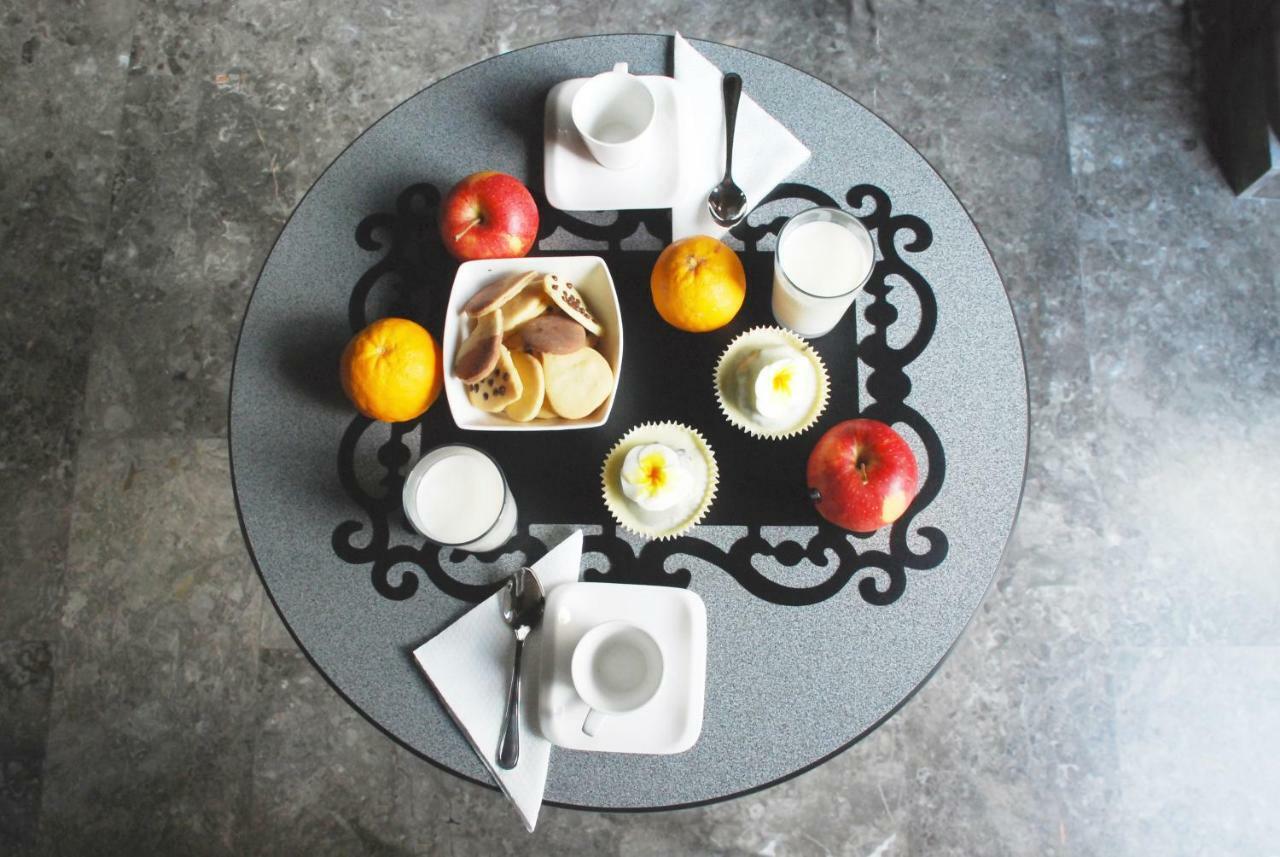 Le Pomelie Bed And Breakfast Палермо Екстериор снимка